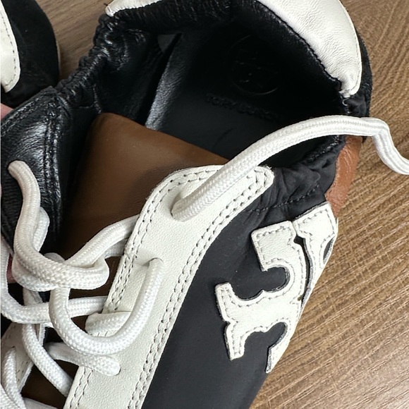 Tory Burch woman’s Sneakers in Black, White, and Brown - Picture 15 of 16